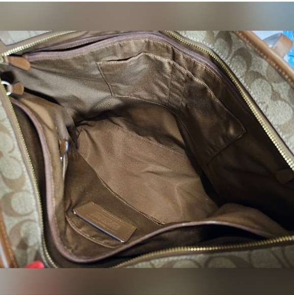 COACH Monogram SHOULDER BAG EUC!! HUGE TOTE!! - Picture 4 of 12